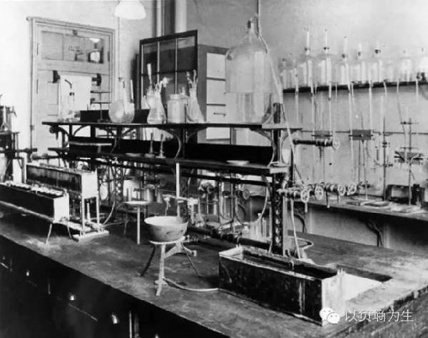 多伦多大学，班廷、贝斯特、克里普和麦克莱德用于提纯胰岛素的实验室